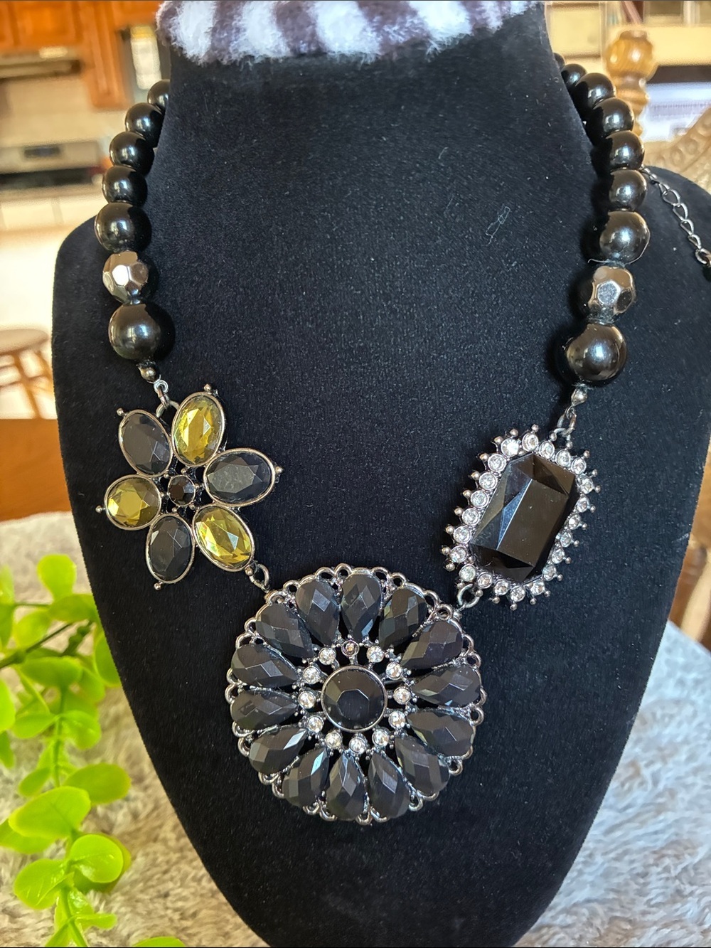 Premier Black and Olive Floral Cluster Necklace